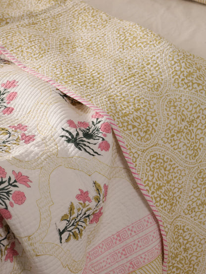 Boho Comforter Quilt Set with Pillowcases | Handmade Soft Blanket for Bedroom Decor